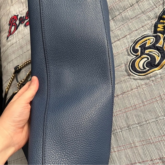 Authentic Gucci Handbag - Picture 2 of 6